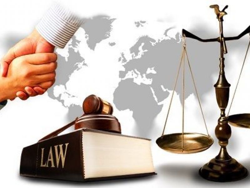 4 lợi ích có được khi thuê luật sư tư vấn hợp đồng phân phối hàng hóa.